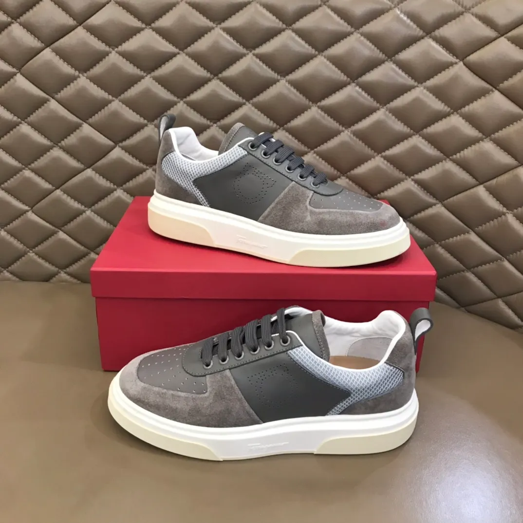 p420 "Salvatore Ferraga**" men's low-cut fashion sneakers. This casual shoe has a novel structure and is made of soft calfskin. The contrasting color elements on the upper highlight the bold and avant-garde atmosphere. The first-layer cowhide lining is high-end and comfortable. Energetic and fresh, these shoes can be worn with casual looks or add a touch of street style to elegant trousers.  Size: 38-44